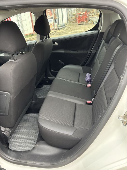 PEUGEOT 207 2011 — imagine 5