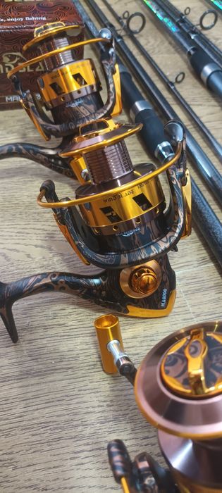 SET 4 Lansete Crap  Diamant Alb 3.90 4.0Lbs + 4 Mulinete MA6000