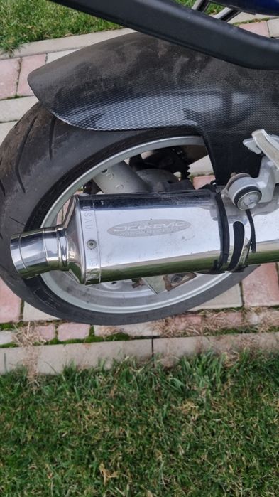 Suzuki sv650 k4 naked