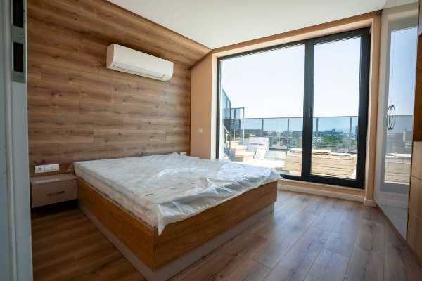 Дава се под наем Тристаен апартамент в Пловдив, Младежки Хълм - 126 кв.м за 330000 € - Снимка #2