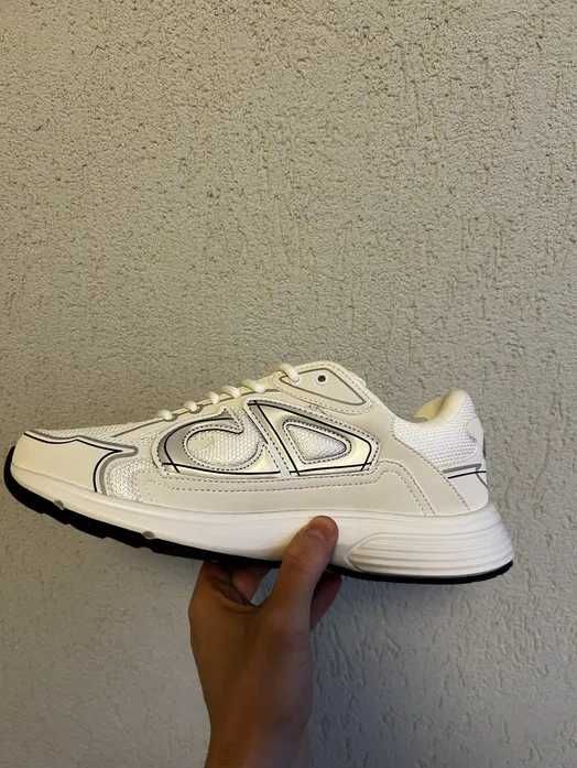 D1OR B30 Reflective White луксозни маратонки 40 41 42 43 44 45 46 бели
