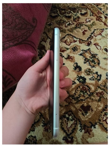 Iphone 11 128гб 83 акб.