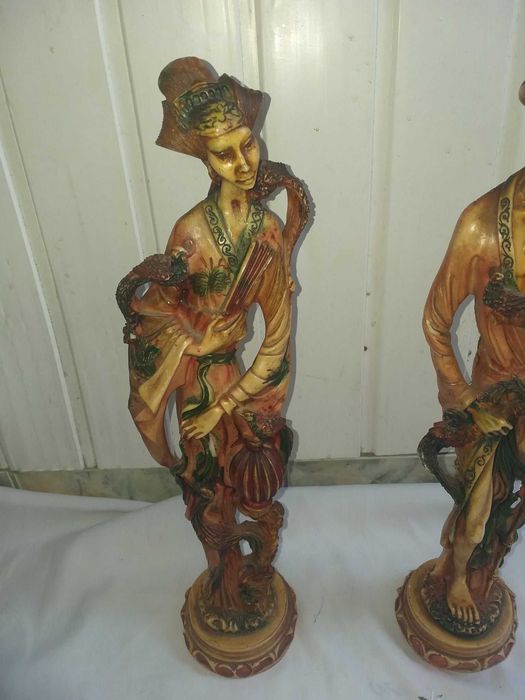 Set statuie cinezeasca