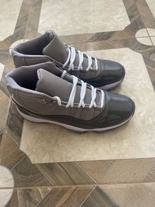 Jordan 11 marimea 43