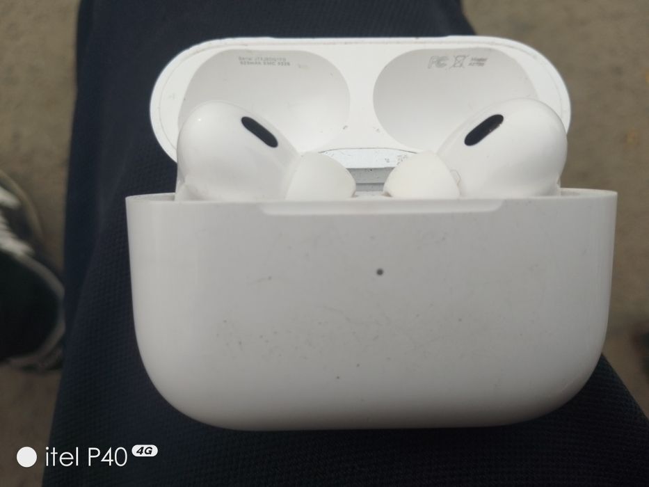 Продам наушники оригинал