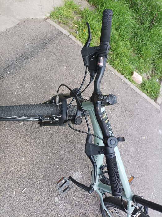 Bicicleta de vânzare Rock Rider 600 lei negociabil fara defecte mai multe detalii la telefon.( nr de telefon 0786613828)