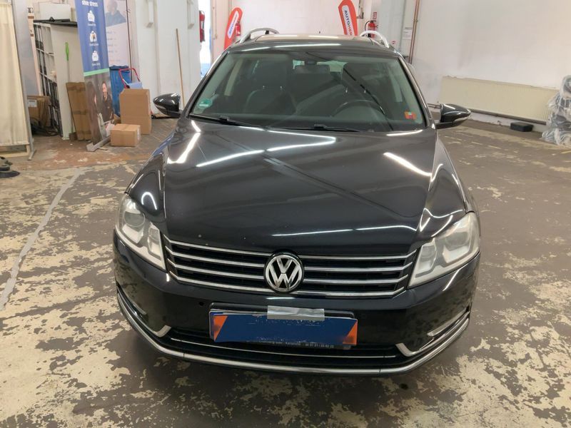 Volkswagen Passat 2.0 TDI Highline BlueMotion Tech 2012