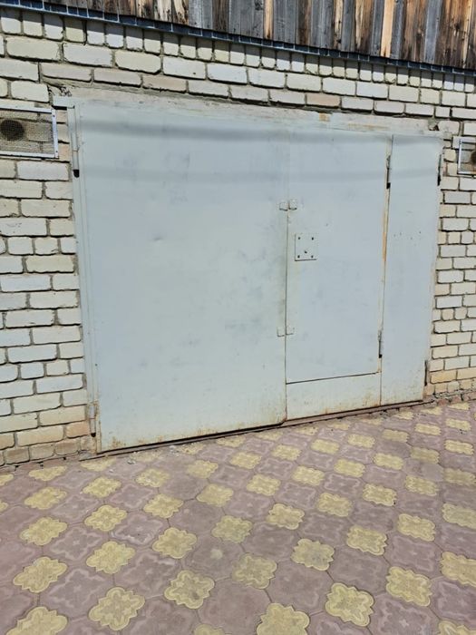 Продам ворота на гараж