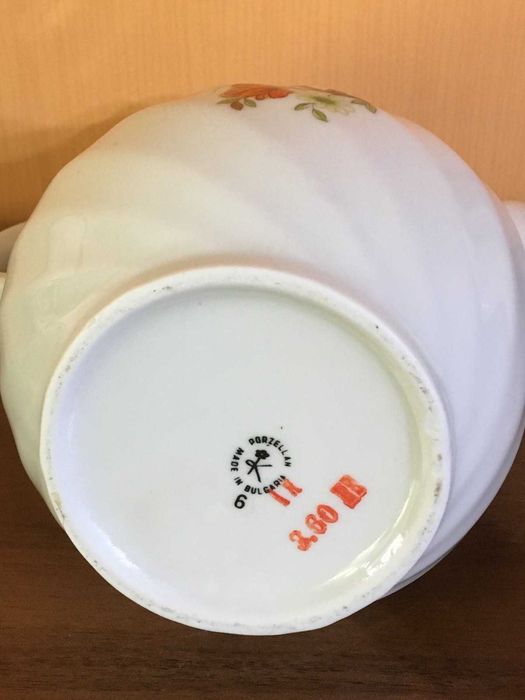 Порцеланови чайници