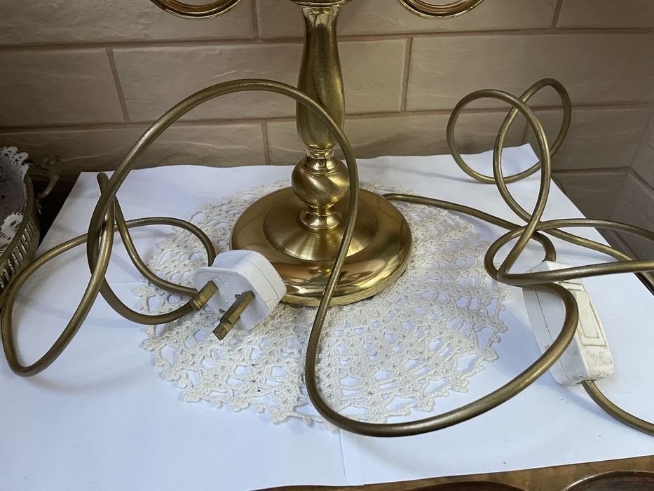 Красива двойна месингова лампа от Англия