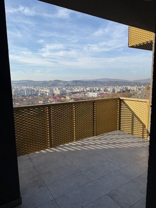 Apartament de inchiriat cu 3 camere Scala Frunzisului