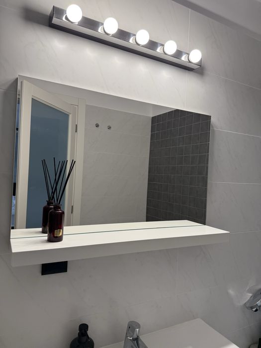 Set mobilier baie suspendat din MDF vopsit