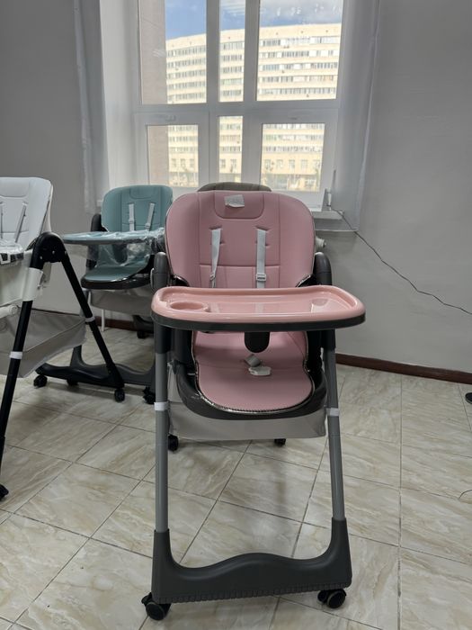 продам столик для кормления