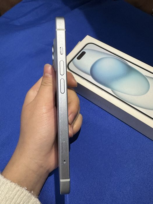 iPhone 15,память 128