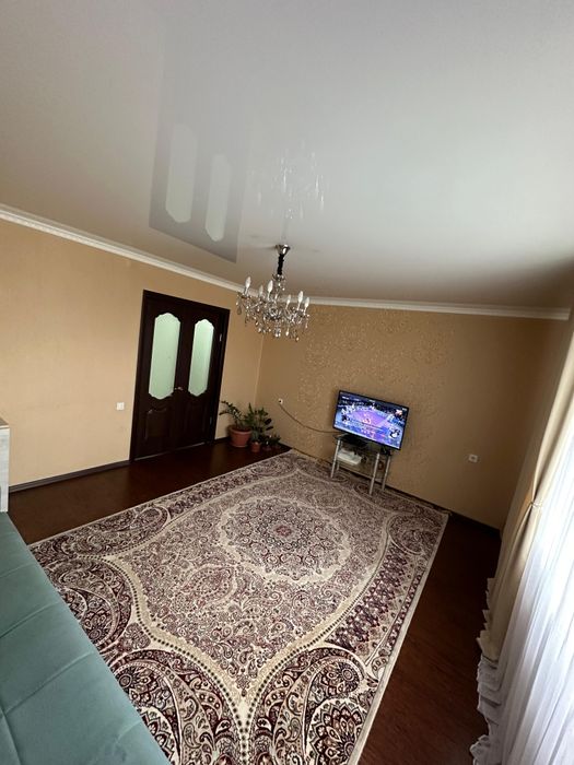 Срочно продам 4 комнатную квартиру