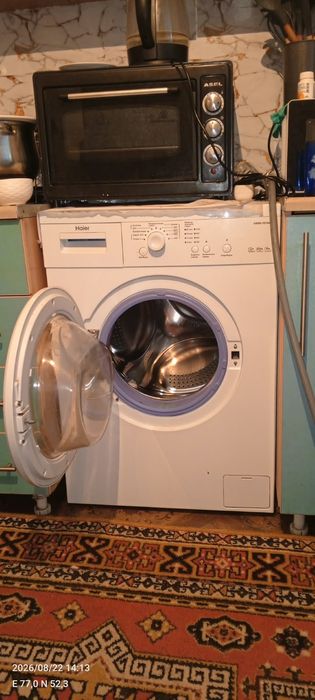 Продам машинку стиральную