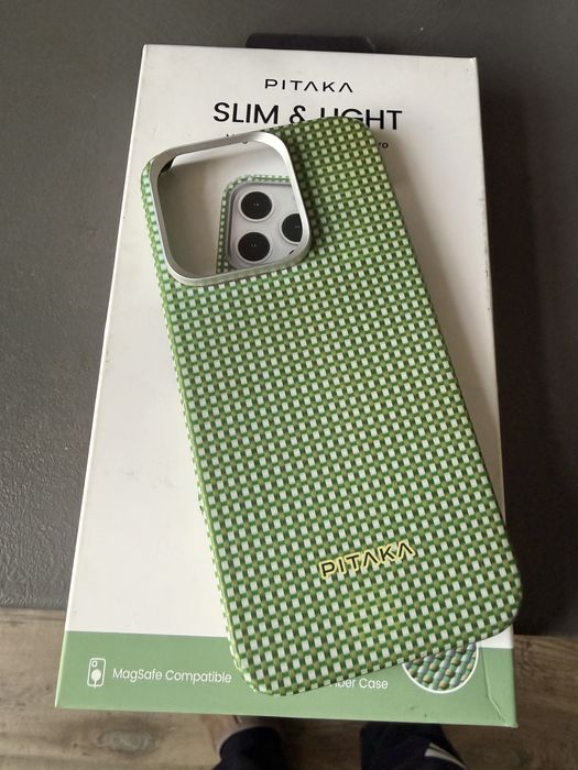 Iphone  15 pro Pitaka