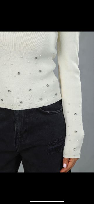 Блуза с камъни на Pause