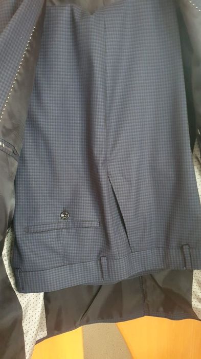 Продам костюм мужской