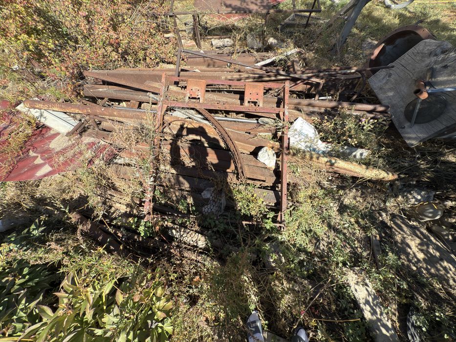 Советское железо, трубы и металл для стройки