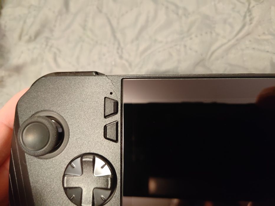 Asus ROG Ally X 24gb 1tb + калъф за пренасяне и резервни части