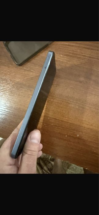 В полном идеале игры тянет отлично