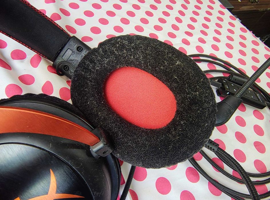 Casti Gaming HyperX Cloud II 7.1 Red cu microfon si placa de sunet.