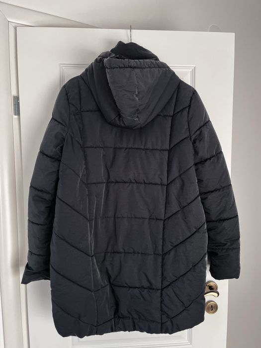 Geaca Reserved, cu puf, neagra, marimea M / 38