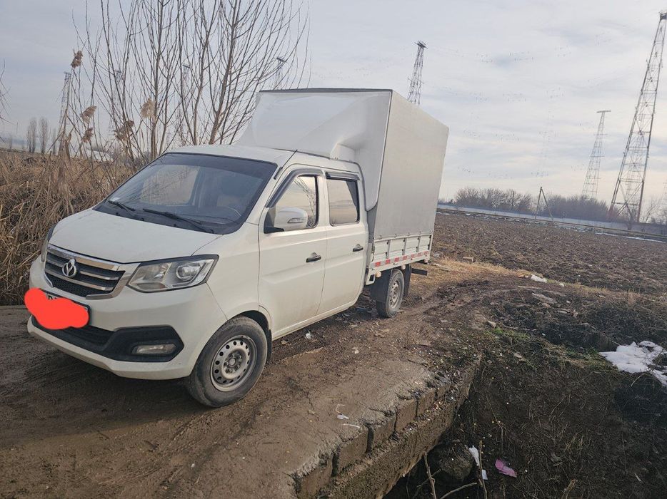 Changan T3 5 o'rindiqlik