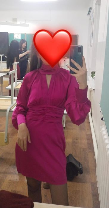 Продам платье новое