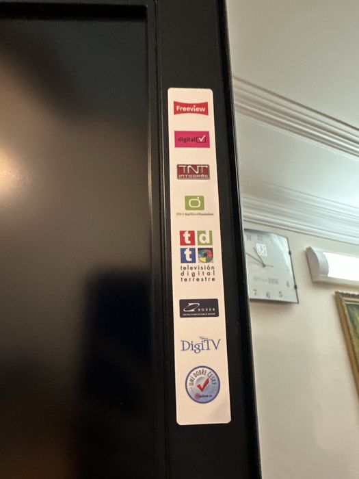 Телевизор Sony Bravia 32  диагональ