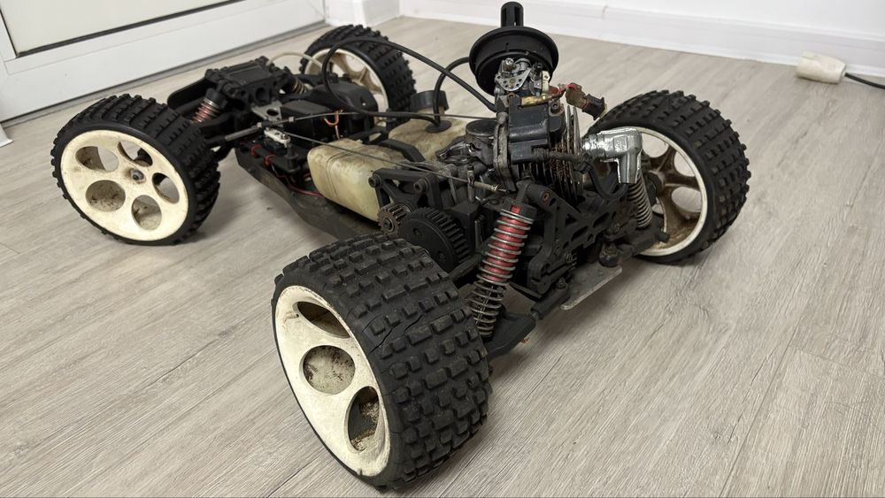 Masina cu Radiocomanda pe Benzina FG Modellesport-70cm-Citeste Anuntul