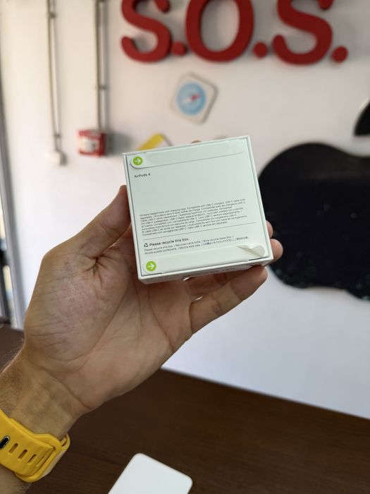 Vand Airpods 4 Nou(Sigilate)