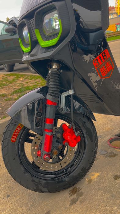 Moped scuter scooter electric