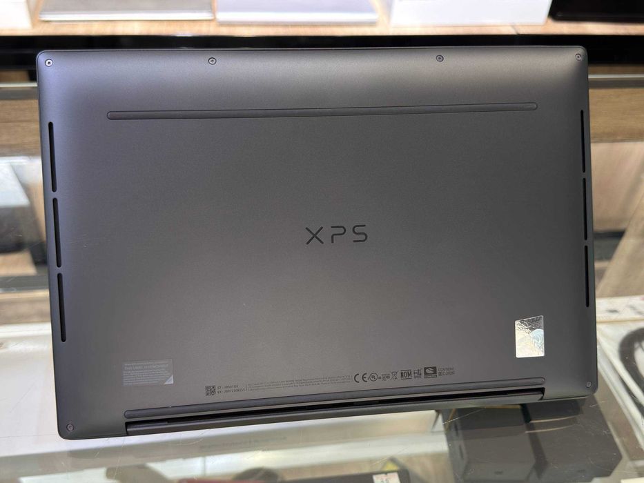 DELL XPS 13 9320 Core i5-1240P RAM 16 Gb ddr5 ssd512 Сенсорный 3.5K