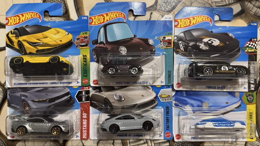 Hot wheels колички