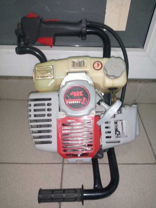 Продам бензобур.