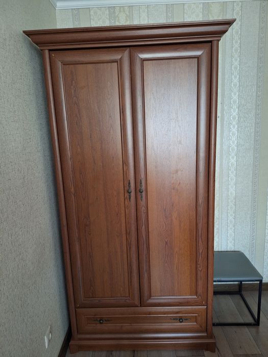 Шкаф хорошего качества Срочно не дорого