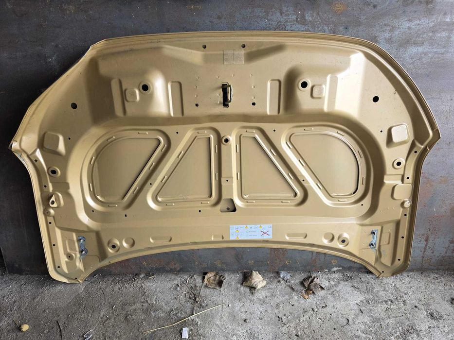 Capota Dacia Spring 2025 lovita dreapta