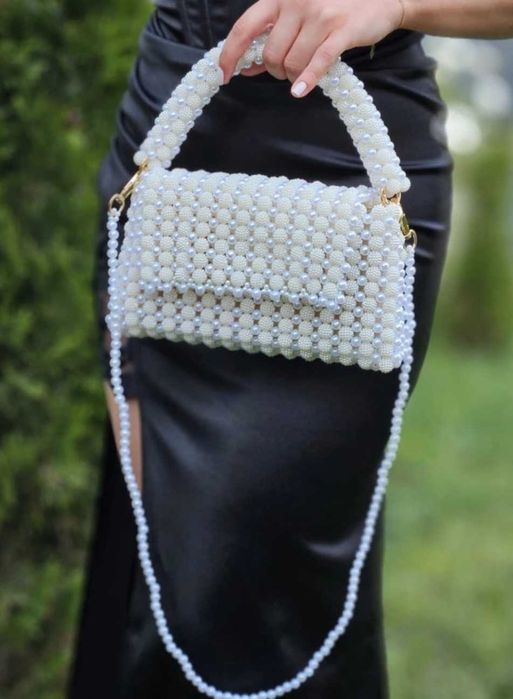 Geantă elegantă lucrată manual