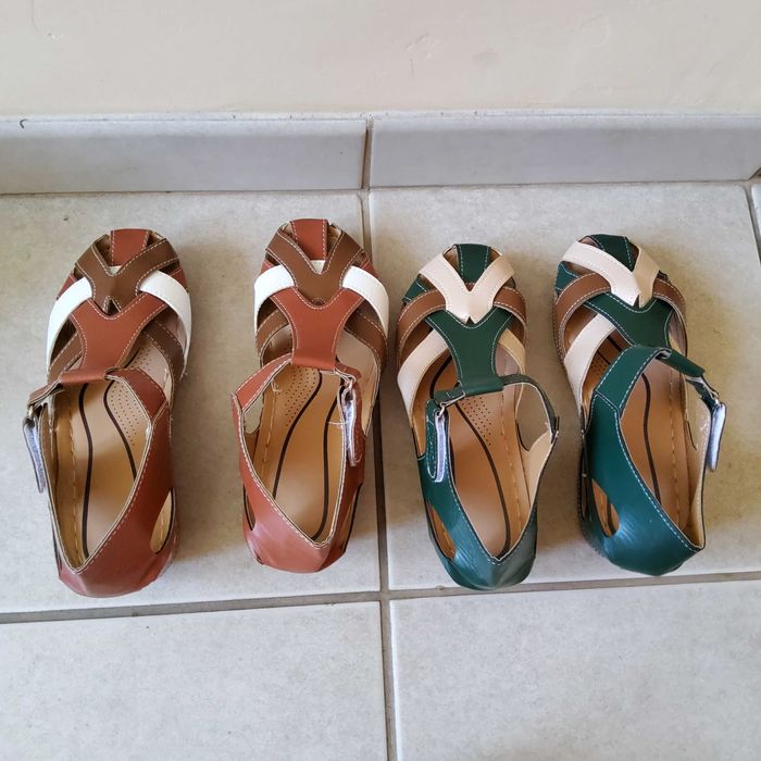 Продавам дамски сандали