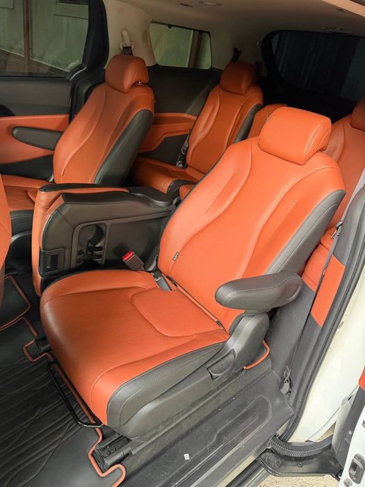 Kia Carnival 11 mestali eng fuli