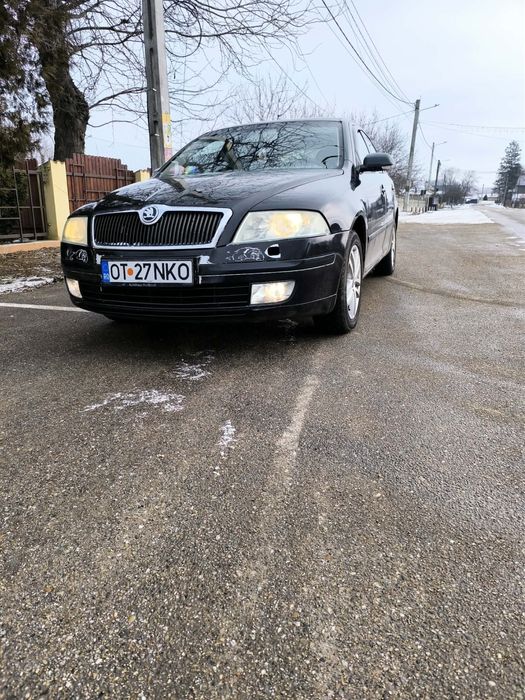 Vand   Sau schimb skoda octavia  1.6 fsi  an 2007  full option