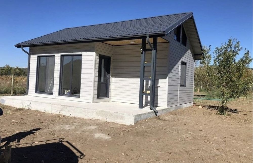 Casa modulare la cheie pe structura metalica