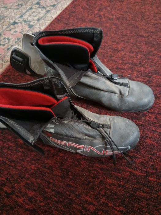 Лыжный набор лижи и ботинки