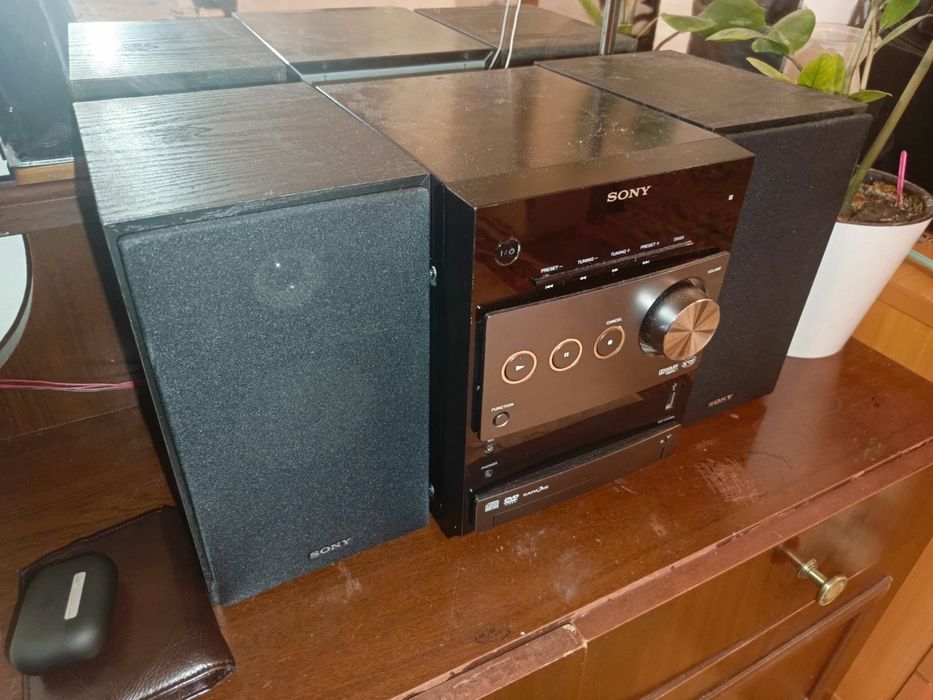 Музыкальный центр Sony