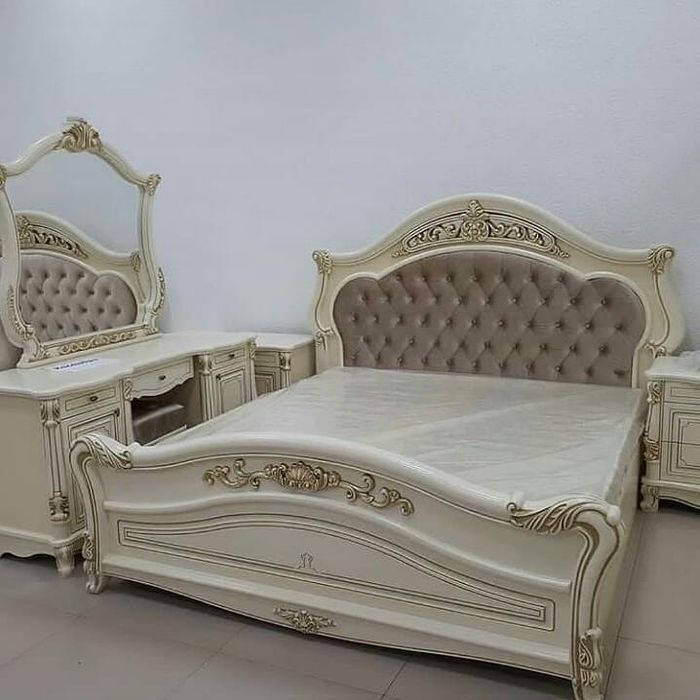 Спальный гарнитур Кассандра