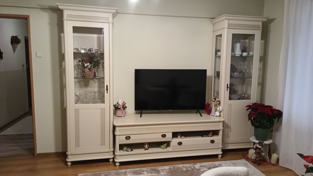 Vand apartament 2 camere Medias