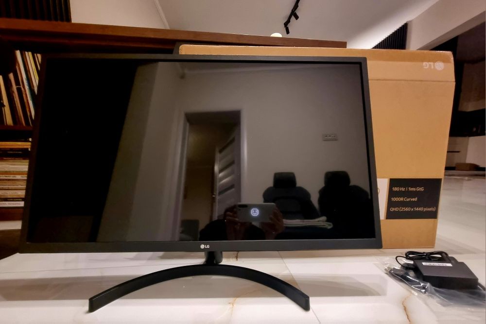 Monitor Gaming LG 31.4" Full HD - 16/9 - in garantie emag pana in 2027