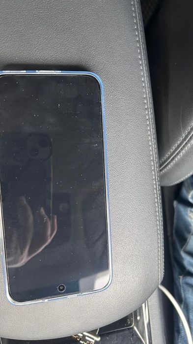 Срочно продам honor 400